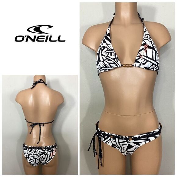 New. O’Neill black and white tropical bikini. M-top/L-bottom . Retails $108 - Picture 1 of 10